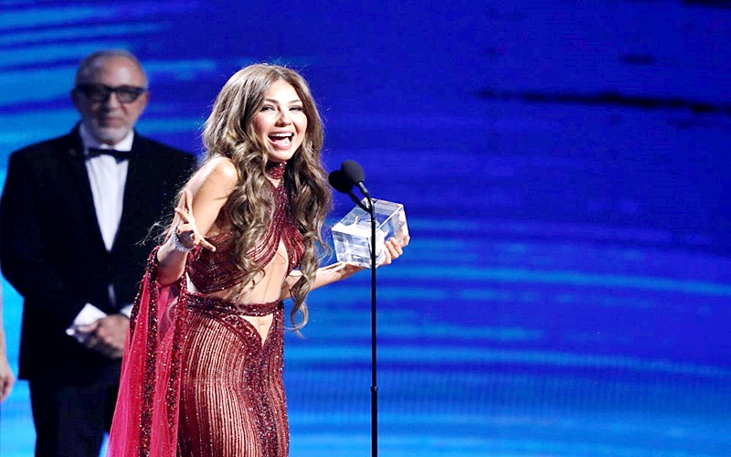 Thalía también recibió un Latin Grammy